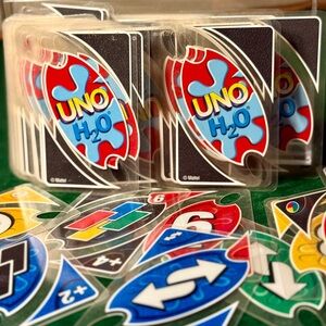 UNO H2O Waterproof Card Game * Mattel * Pool * Beach * Plastic Cards